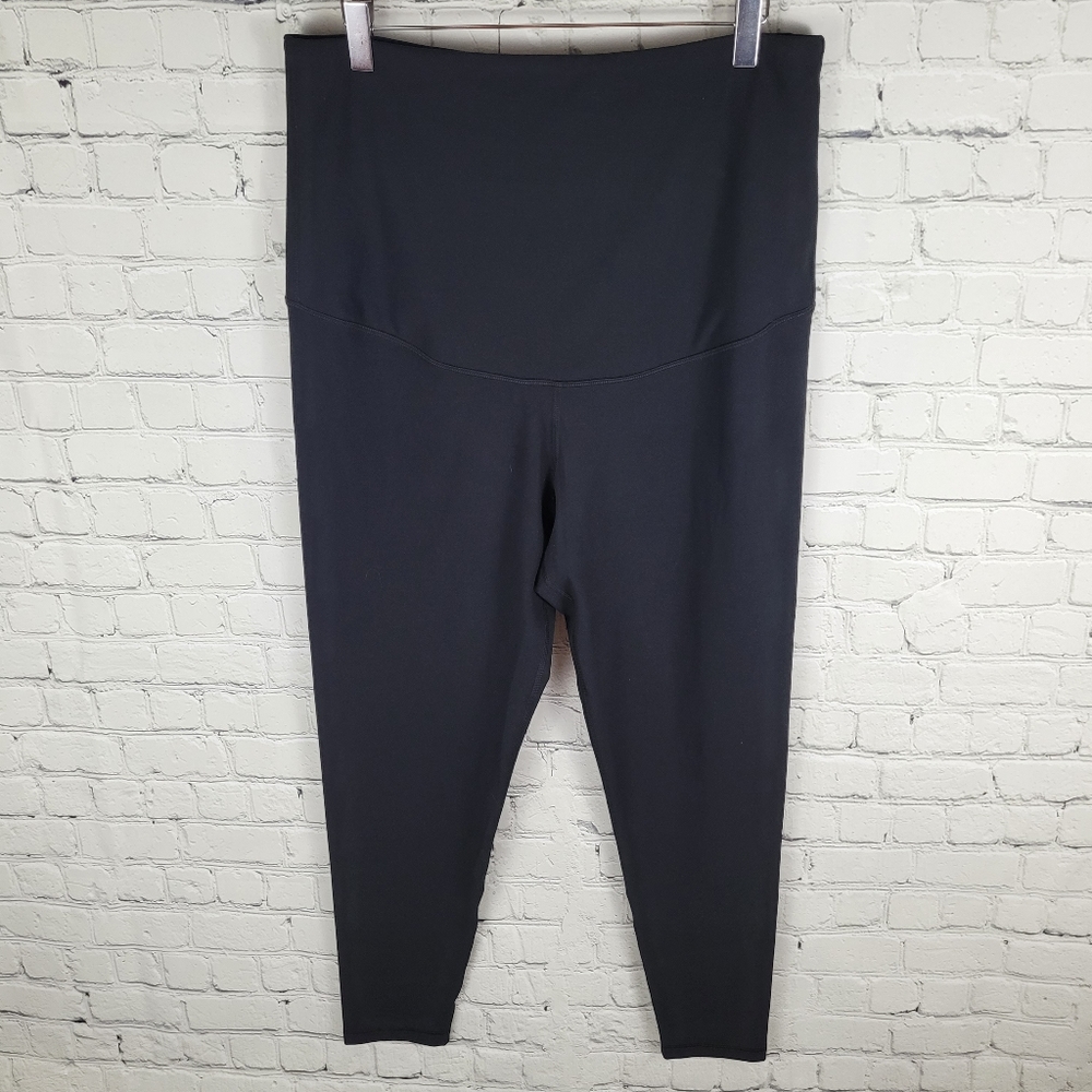 ISABEL MATERNITY | capri maternity postpartum leggings